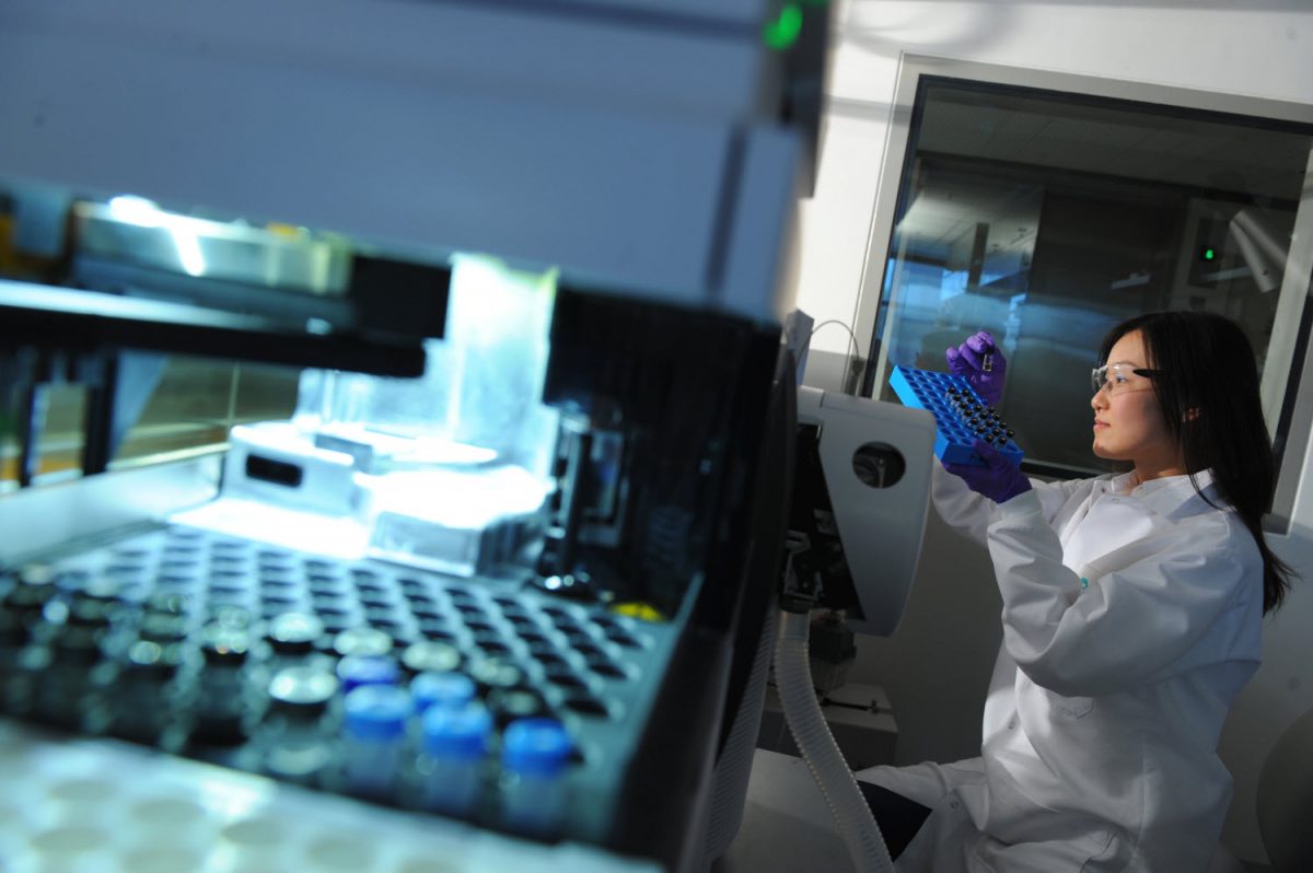 O nouă abordare promiţătoare în combaterea cancerului: inhibarea unei enzime ce împiedică moartea celulelor tumorale