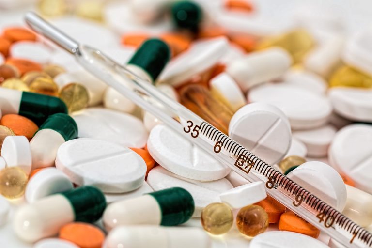 Piaţa farmaceutică din România ar putea atinge un nivel-record în 2018, de circa 50 miliarde lei