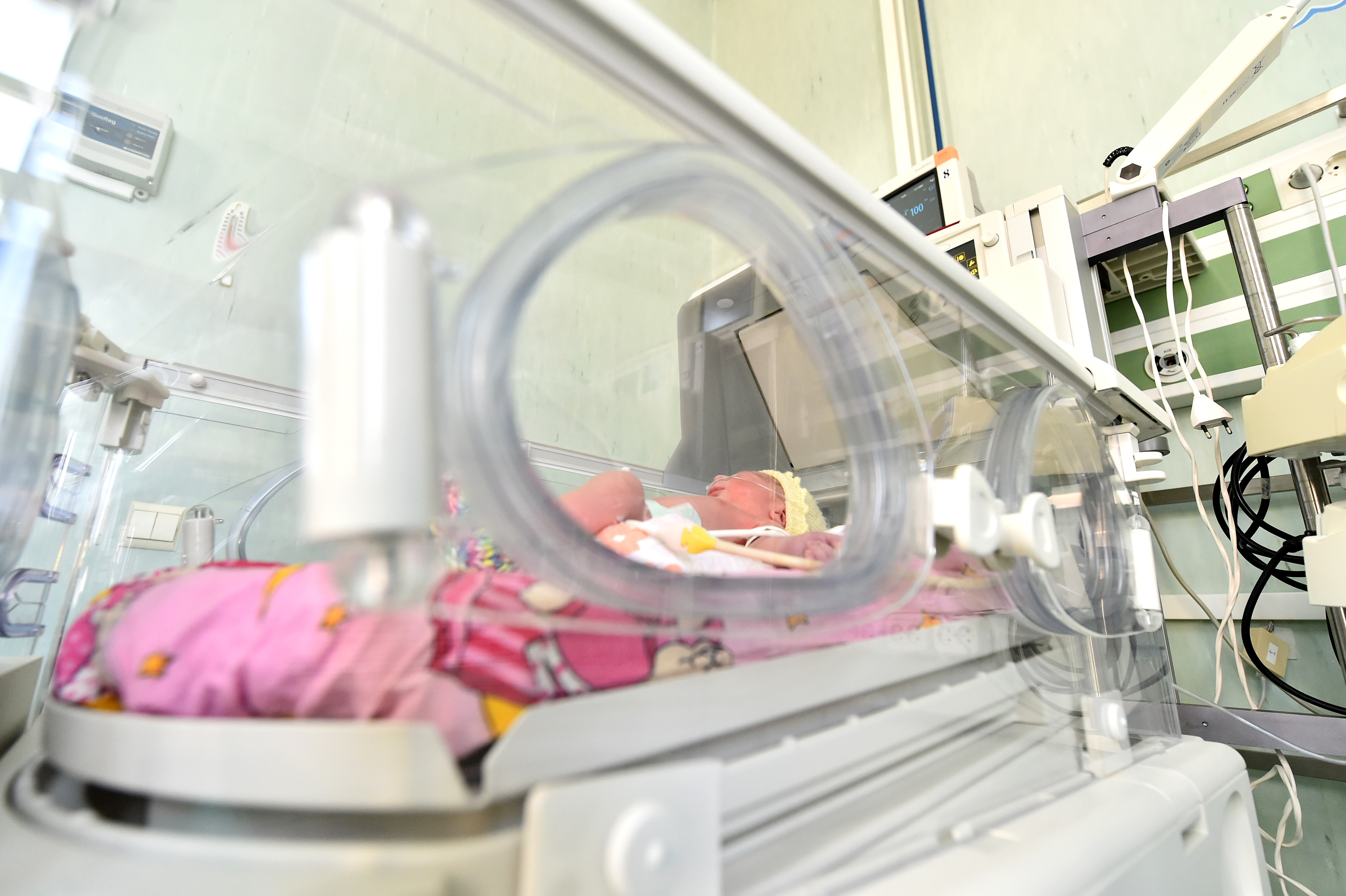România înregistrează o creştere a mortalităţii infantile, în condiţiile în care are cea mai mare rată din UE