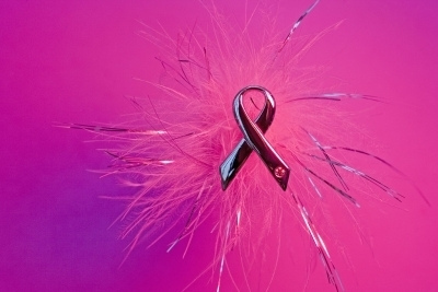 Întreruperea ciclului circadian prin expunere la lumină în timpul nopţii este asociată cu metastazele osoase ale cancerului de sân, arată un studiu realizat în SUA