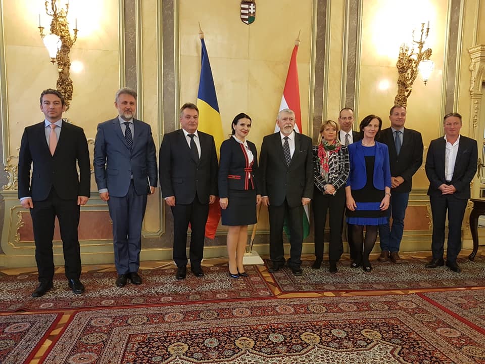 Ministerul Sănătăţii ar putea semna la finalul lunii iunie un acord cu Ungaria, prin care 10 pacienţi români vor putea face transpant de plămâni în ţara vecină