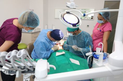 Reţeaua de clinici dentare Dr.Leahu deschide un centru stomatologic la Turda