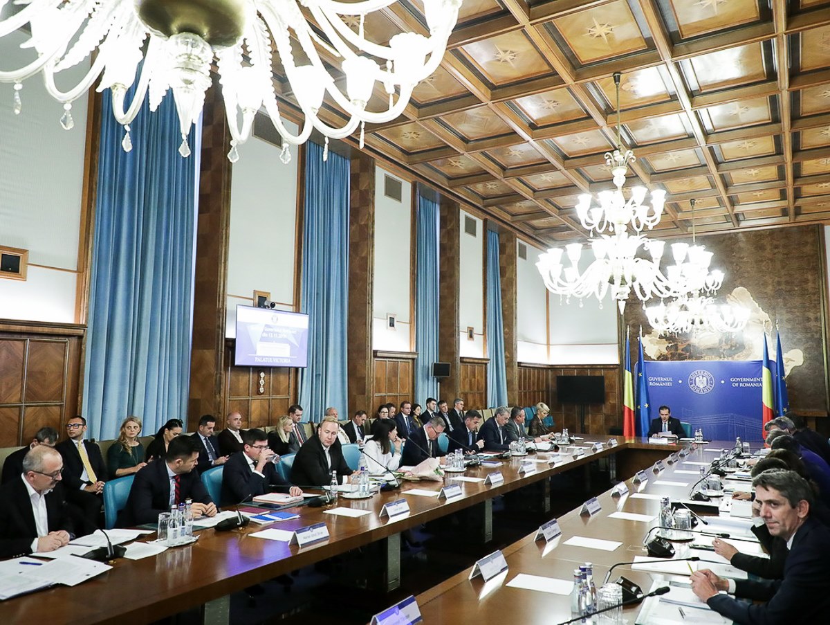 Priorităţile guvernului liberal în Sănătate pentru următorii ani: obligativitatea vaccinării, o lege a prevenţiei, consultaţii obligatorii pentru copii şi creşterea capacităţii de screening