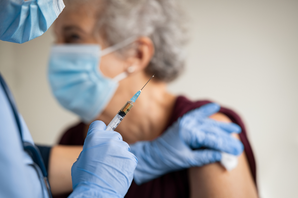 Cinci măsuri pentru a reduce ezitarea populaţiei la vaccinarea anti-Covid-19