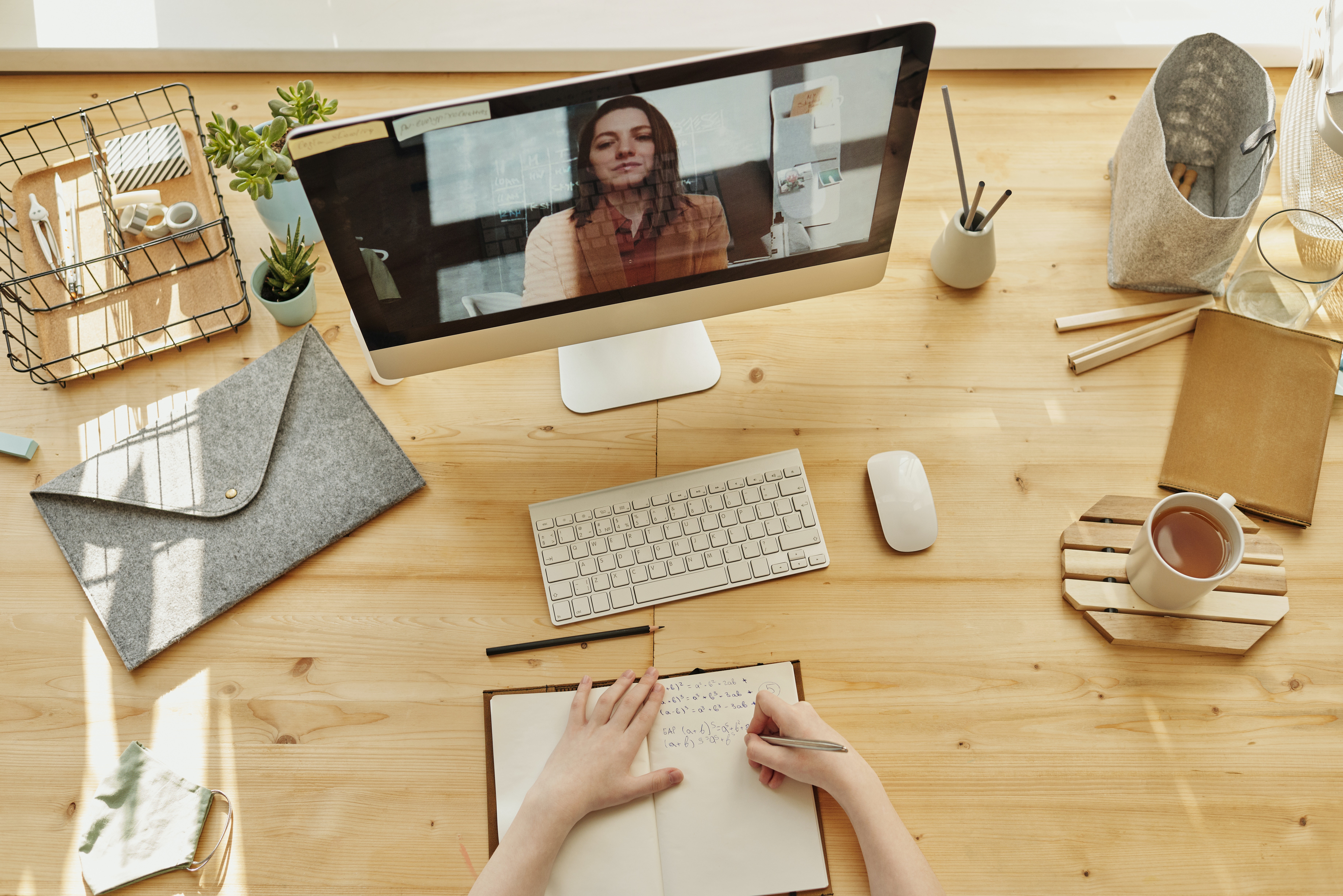 Cursuri online de management de caz pentru asistenţii medicali comunitari