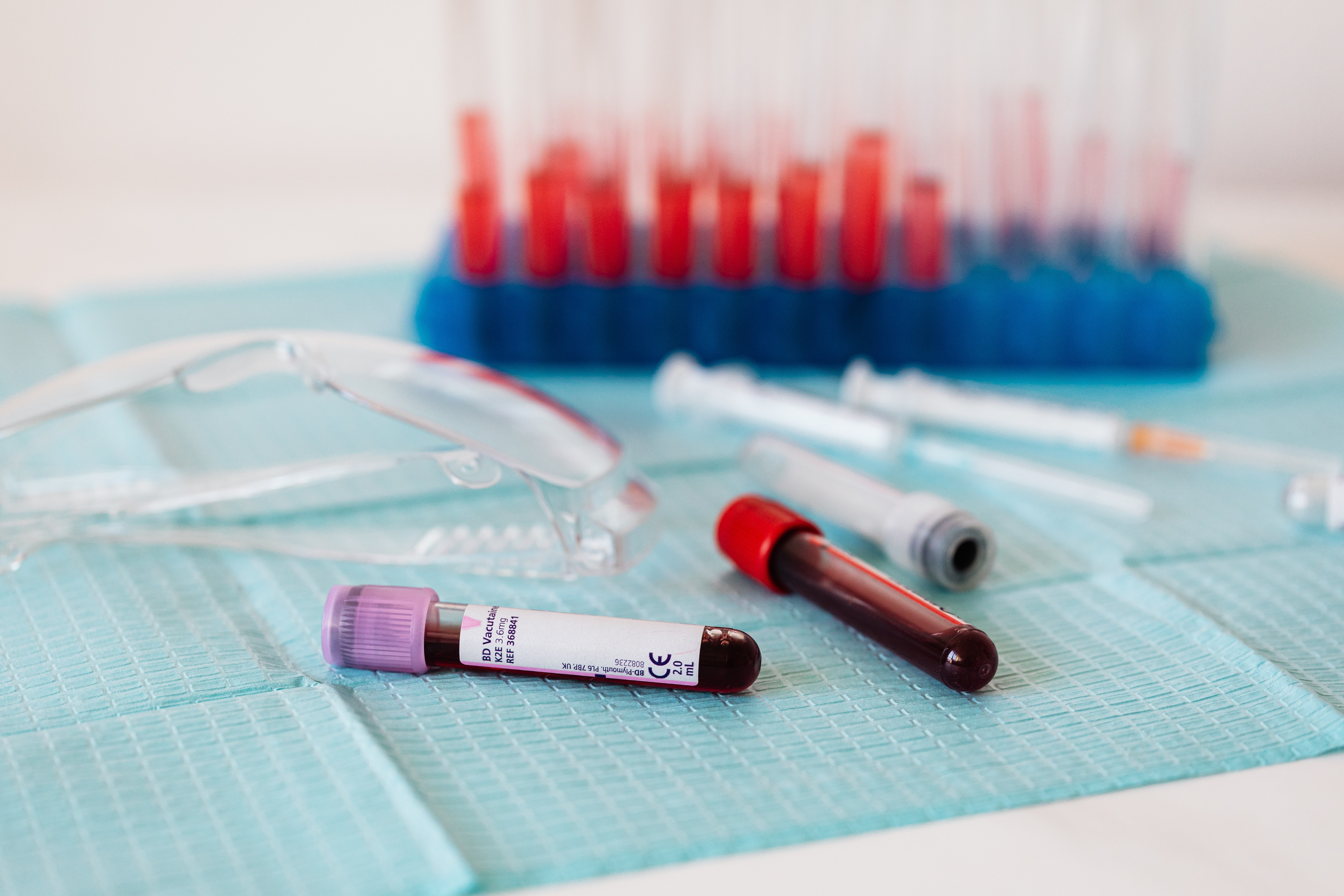 Un nou test de sânge poate identifica dacă un pacient are cancer şi dacă celulele canceroase s-au răspândit în organism