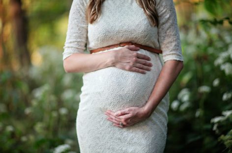 Studiu: Anumite modificări la nivelul florei vaginale, asociate cu un risc crescut de avort spontan