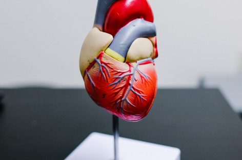 Cele mai frecvente simptome pentru şase boli cardiovasculare revizuite de Asociaţia Americană a Inimii