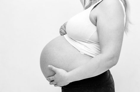 Mortalitatea maternă, la cel mai înalt nivel din ultimii 20 de ani, în Marea Britanie