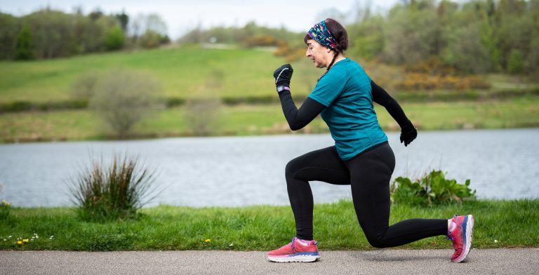 Studiu: Exerciţiile fizice pot ajuta la prevenirea declinului cognitiv în cazul femeilor