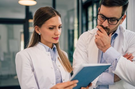 A fost creat primul ghid clinic internaţional pentru prevenirea complicaţiilor cardiace la copii în timpul tratamentului de cancer