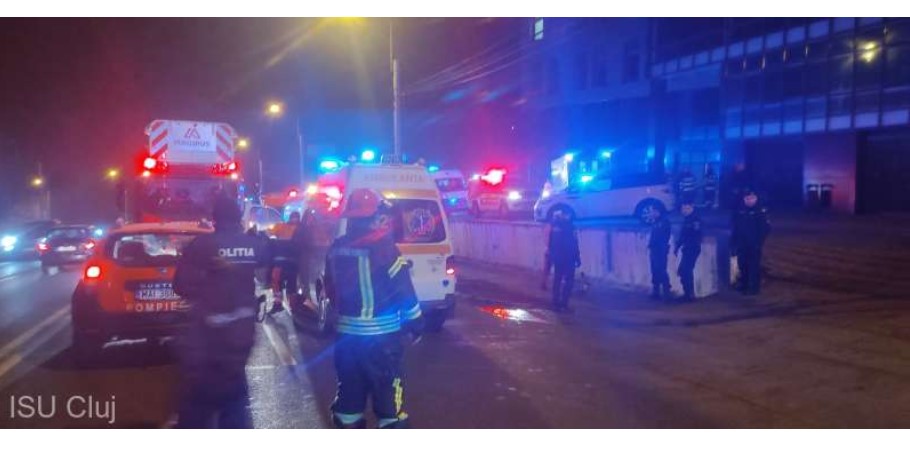 VIDEO: Incendiu într-un spital privat din Cluj-Napoca; a fost activat planul roşu de intervenţie