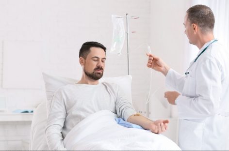 Tot mai mulţi tineri se îmbolnăvesc de cancer şi oamenii de ştiinţă nu ştiu de ce