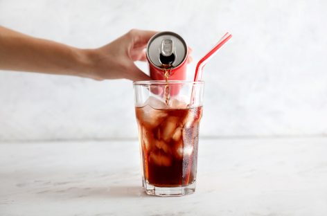 Femeile care consumă zilnic sucuri îndulcite cu zahăr, risc crescut de cancer de ficat şi boli hepatice cronice, avertizează un nou studiu