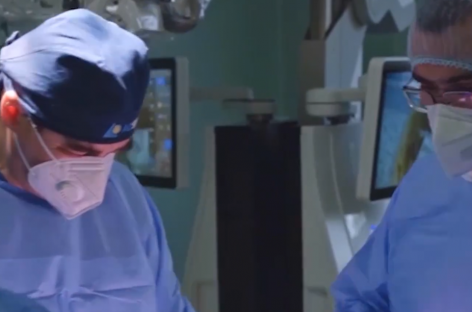 VIDEO Neurochirurgii ieşeni au operat cu succes o tumoră cerebrală de mari dimensiuni
