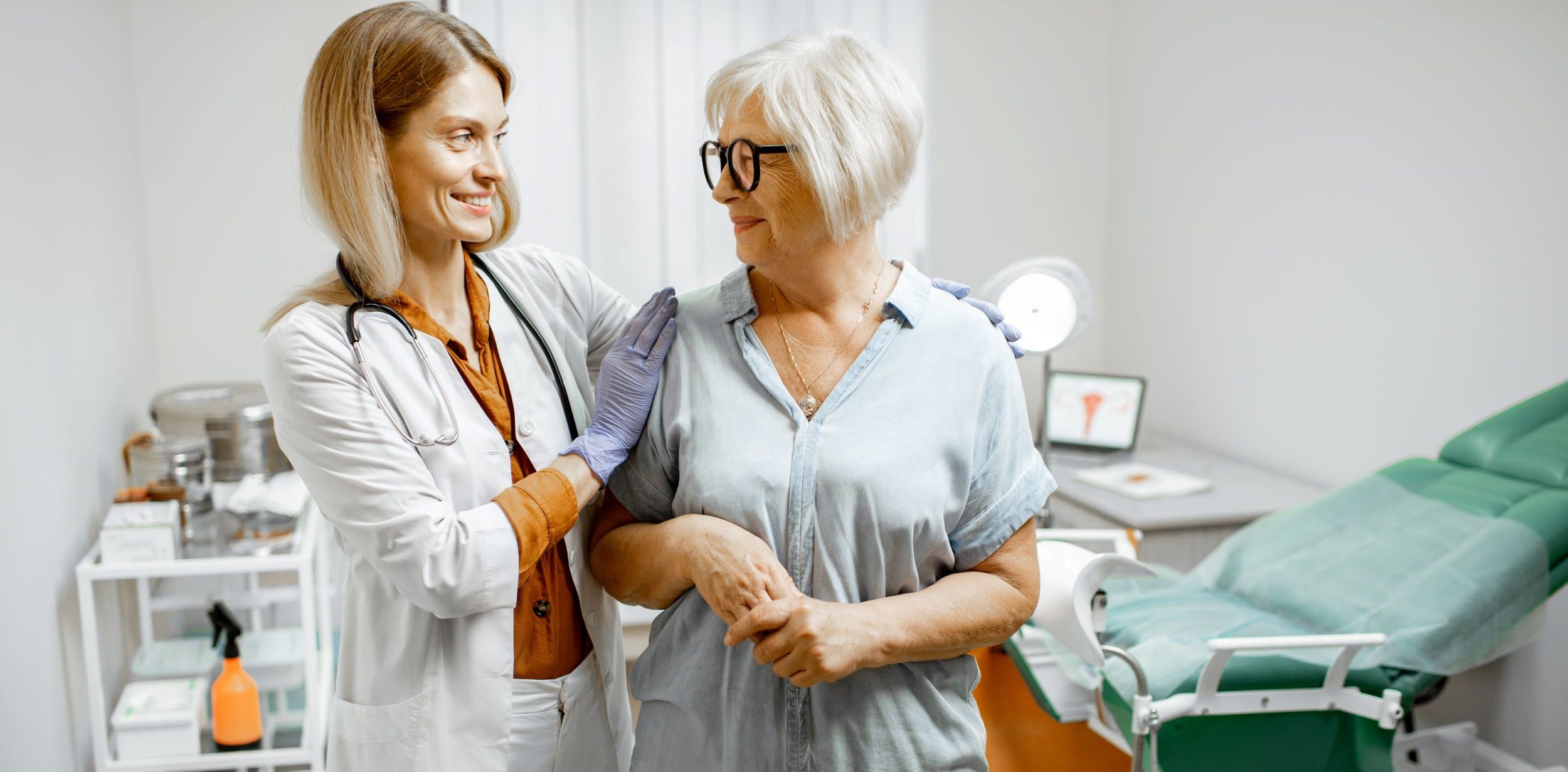 Cum ar putea fi prevenită menopauza, posibil pentru totdeauna