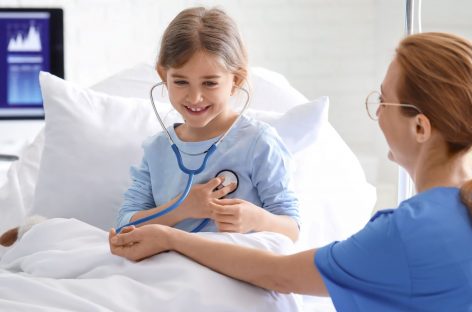 Noi tratamente de terapie celulară se arată promiţătoare pentru copiii cu imunitate compromisă