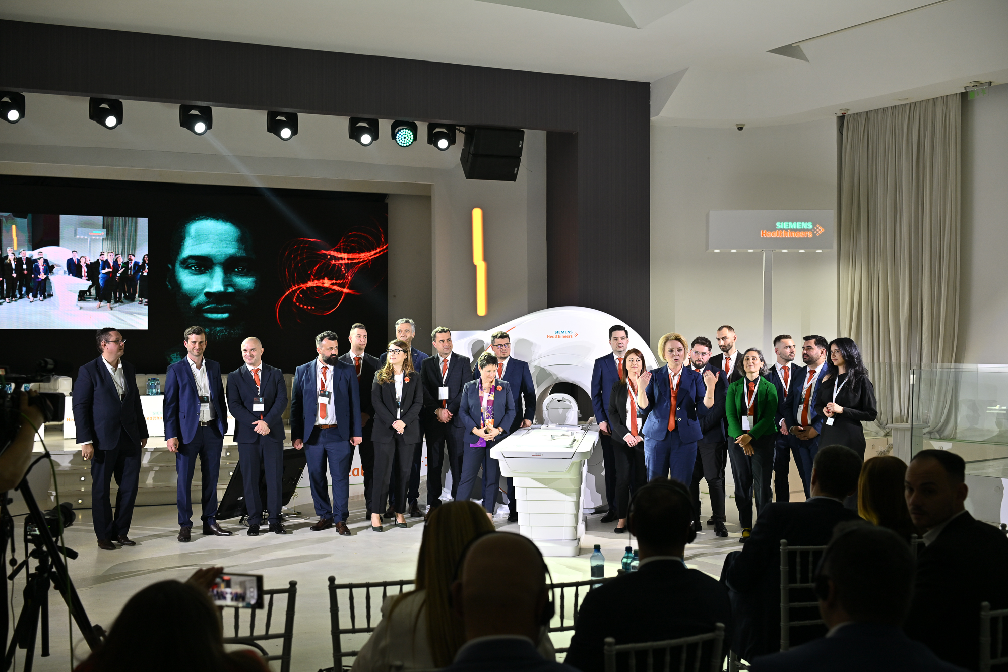 VIDEO Ginny Wu, Siemens Healthineers: Platforma Magnetom Flow face imagistica RMN mai accesibilă pentru pacienţi