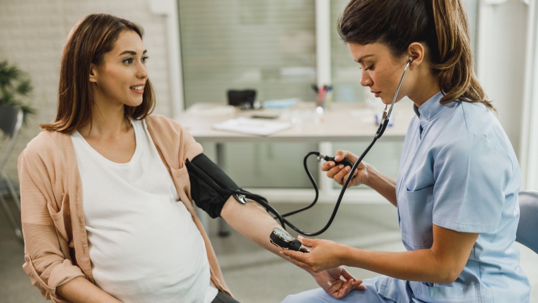 Preeclampsia, legată de riscul de demenţă cu debut precoce